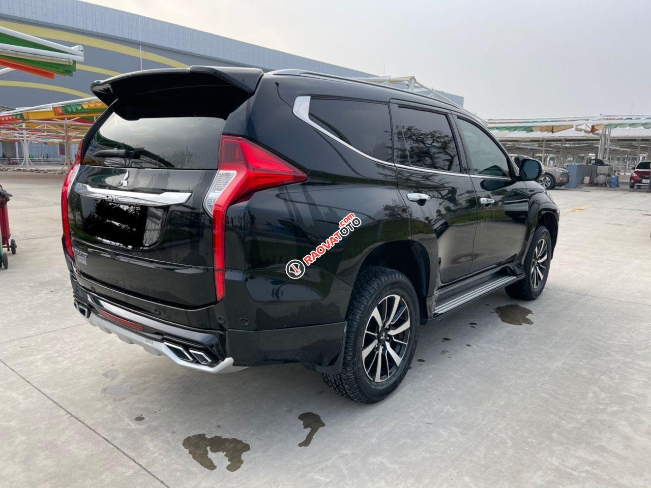 Cần bán lại xe Mitsubishi Pajero sản xuất 2019, màu đen, nhập khẩu, xe 1 chủ từ đầu, chủ đi rất ít và cực kỳ giữ gìn, giá tốt-2