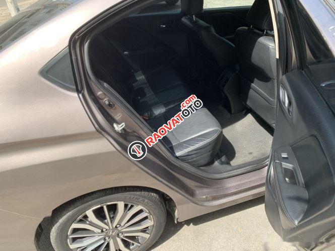 Bán Honda City 1.5 Top sản xuất năm 2017, màu xám còn mới-0