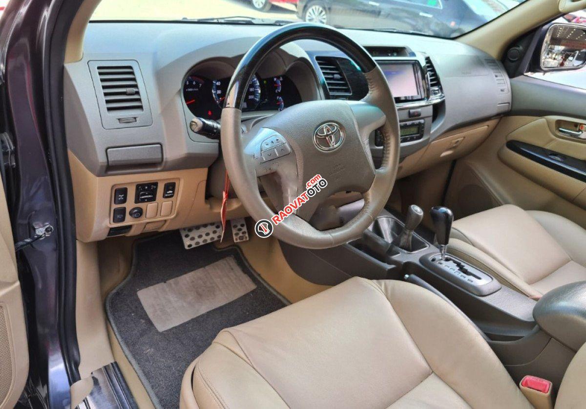 Xe Toyota Fortuner 2.7V 4x2 AT năm 2013, màu xám-1