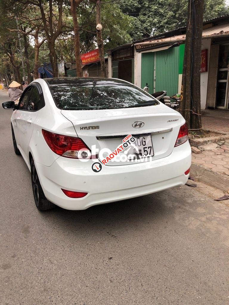 Bán xe Hyundai Accent AT năm 2012, màu trắng, nhập khẩu, giá chỉ 338 triệu-1