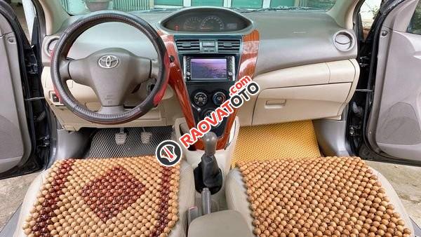 Cần bán lại xe Toyota Vios Limo sản xuất năm 2012, màu đen-0