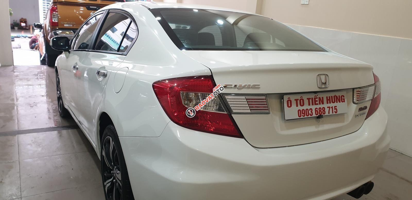 Bán Honda Civic máy 2.0 số tự động đời T12/2014 màu trắng tuyệt đẹp mới 80%-8