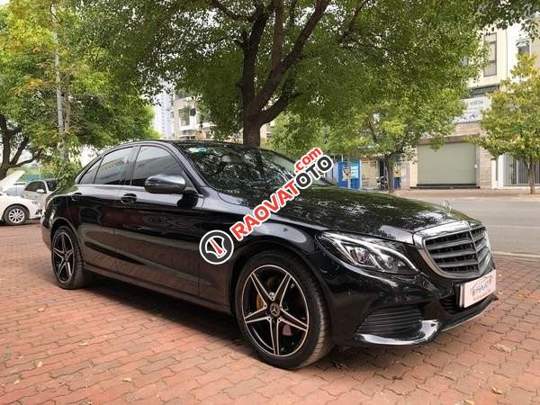 Cần bán lại xe Mercedes C250 Exclusive năm 2018, màu đen-3