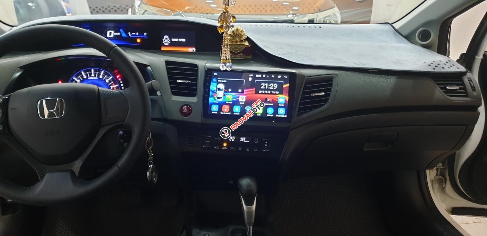 Bán Honda Civic máy 2.0 số tự động đời T12/2014 màu trắng tuyệt đẹp mới 80%-24