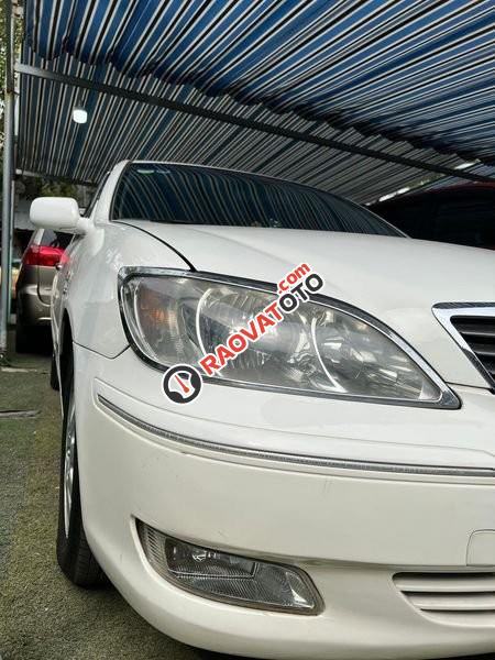 Bán Toyota Camry 3.0V sản xuất năm 2004, màu trắng giá cạnh tranh-1