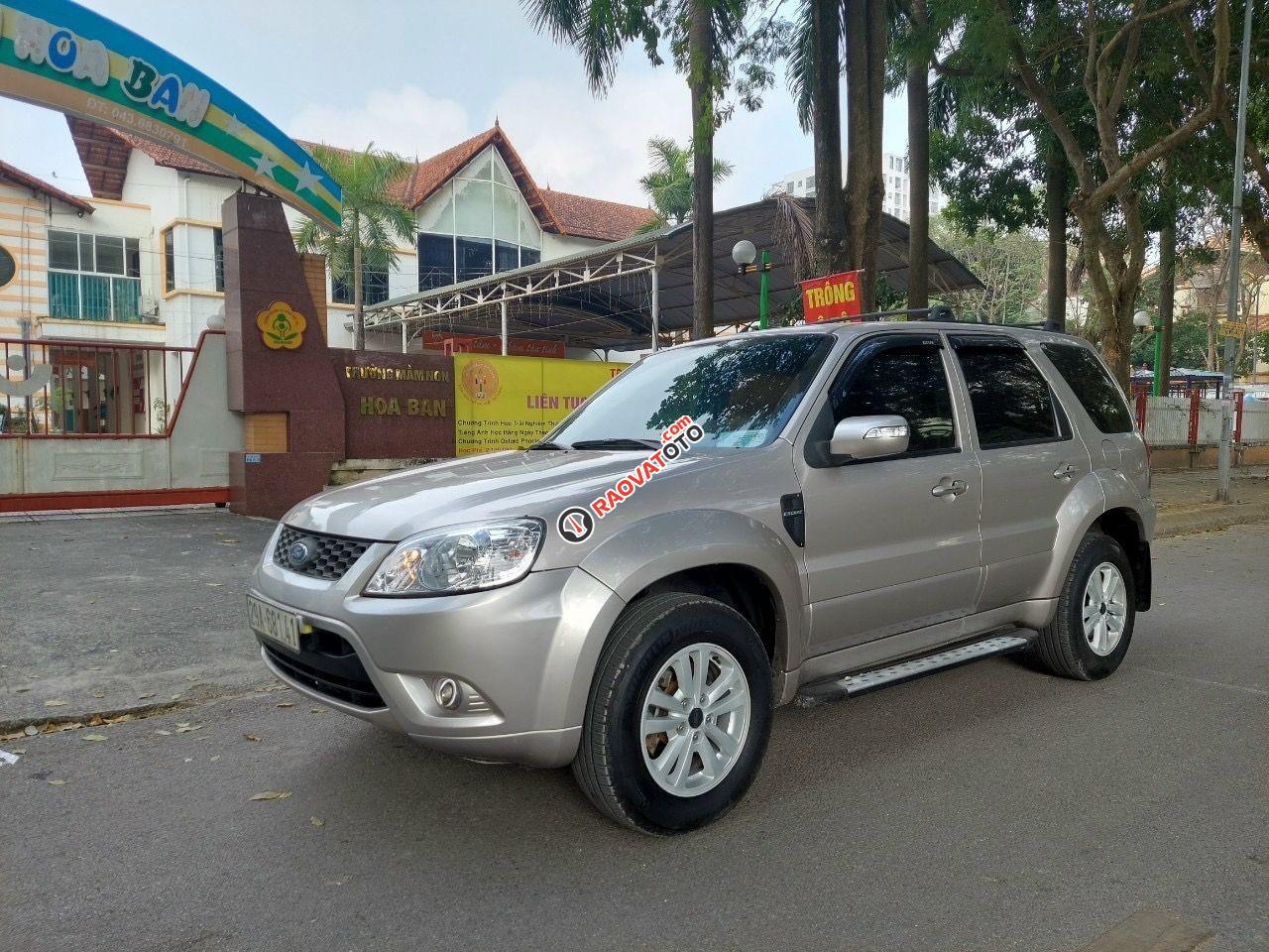 Bán Ford Escape 2.3XLS 2013 xe đẹp, chất, màu bạc + tặng 1 năm chăm sóc xe miễn phí-1