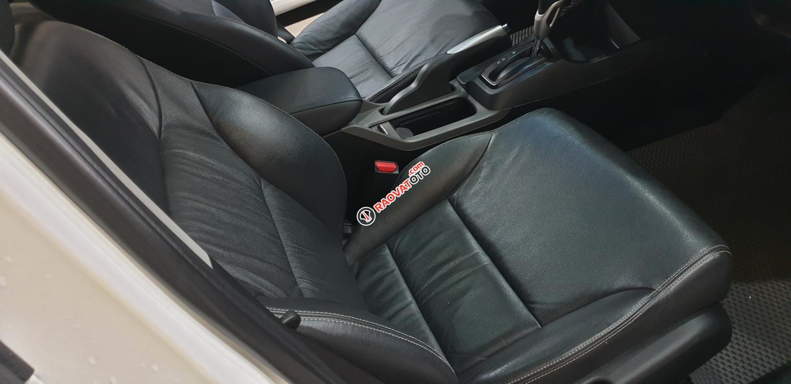 Bán Honda Civic máy 2.0 số tự động đời T12/2014 màu trắng tuyệt đẹp mới 80%-16