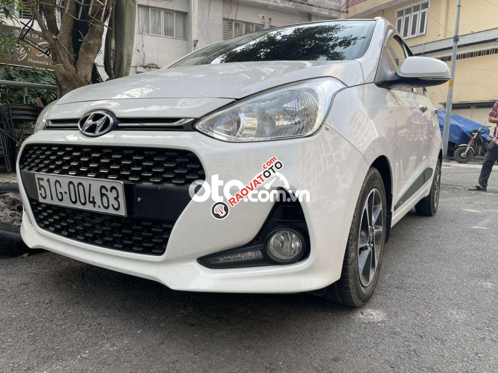 Bán xe Hyundai Grand i10 1.2MT sản xuất năm 2017, màu trắng -0