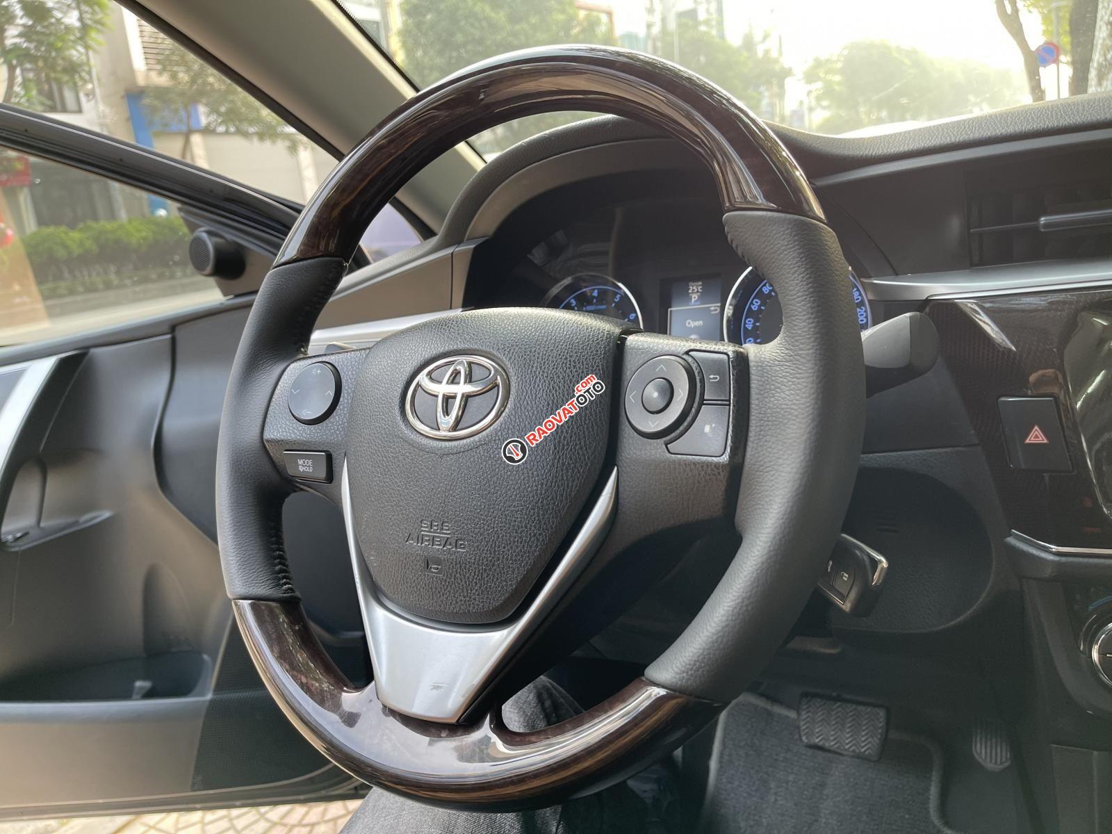 Bán gấp Toyota Corolla Altis 1.8G AT năm 2017, màu đen, còn nguyên dàn lốp, xe rất mới, giá tốt-14