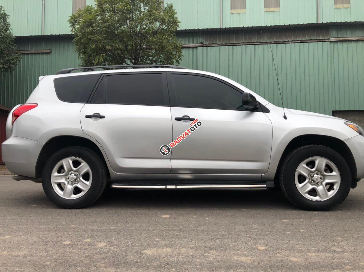 Xe Toyota RAV4 Limited sản xuất năm 2007, màu bạc, xe nhập-7