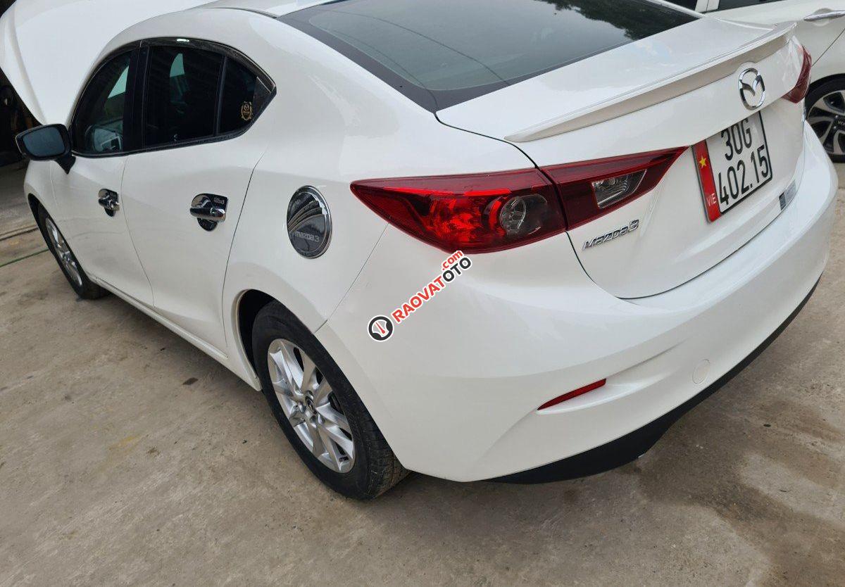 Bán xe Mazda 3 1.6 AT năm 2020, màu trắng, 595 triệu-6