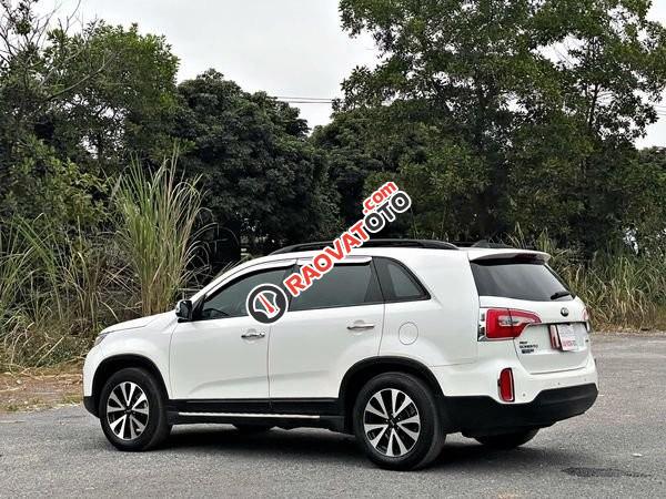 Bán ô tô Kia Sorento CRDi năm sản xuất 2016, màu trắng, giá 700tr-1