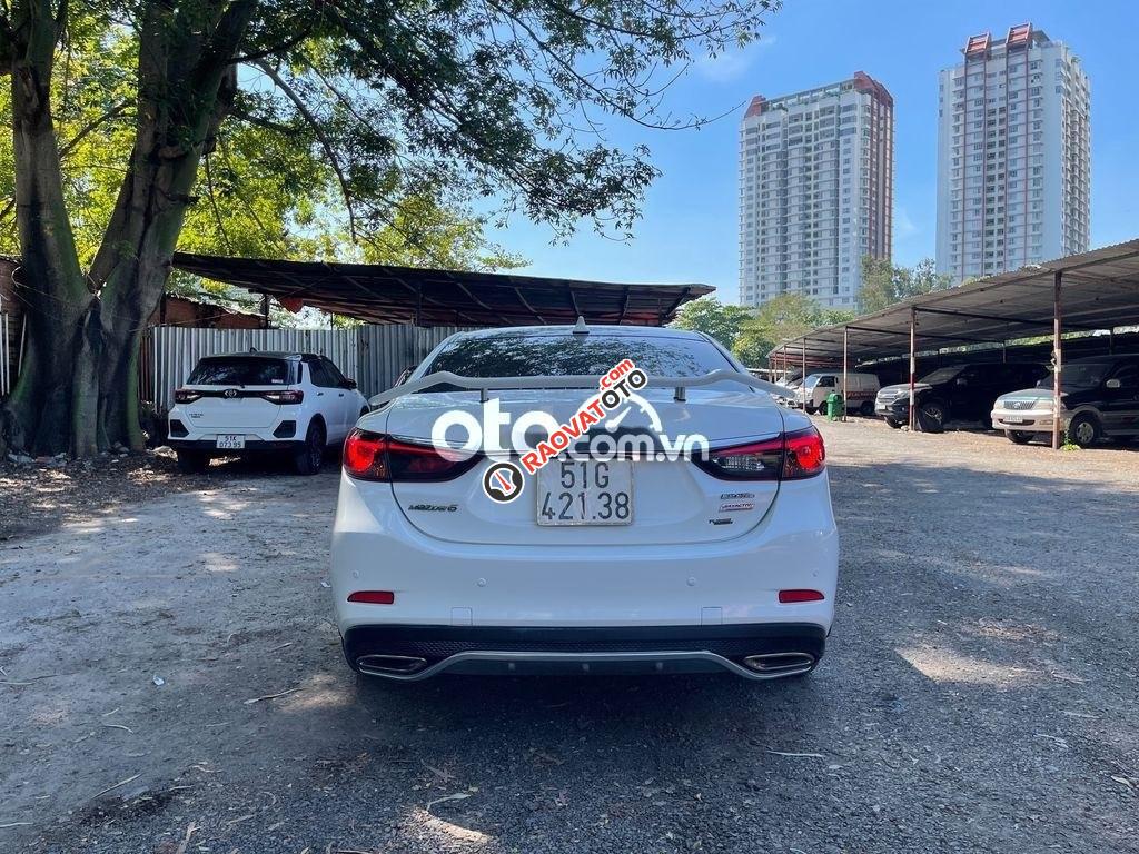 Cần bán xe Mazda 6 2.0 Premium sản xuất 2017-8