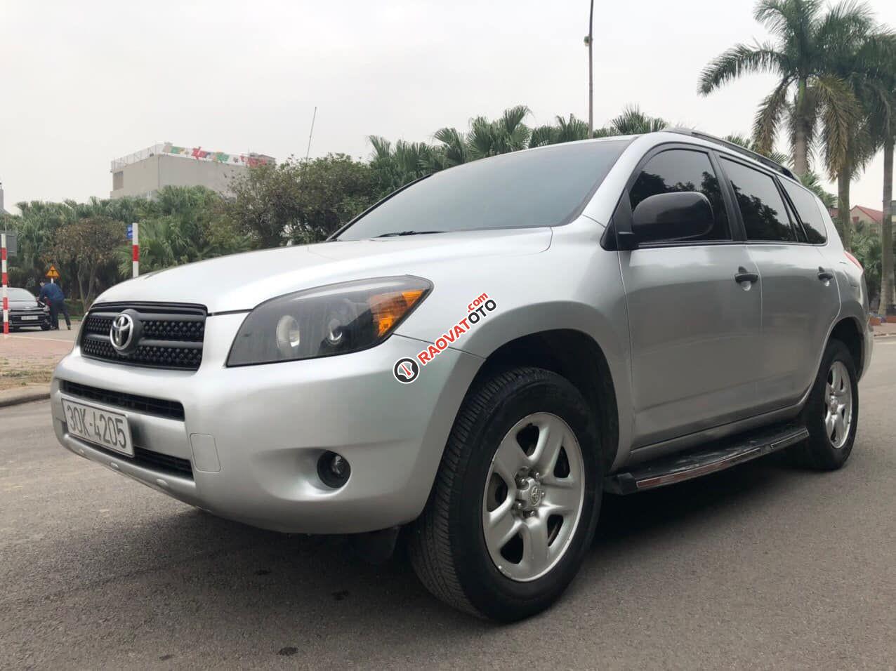 Xe Toyota RAV4 Limited sản xuất năm 2007, màu bạc, xe nhập-9