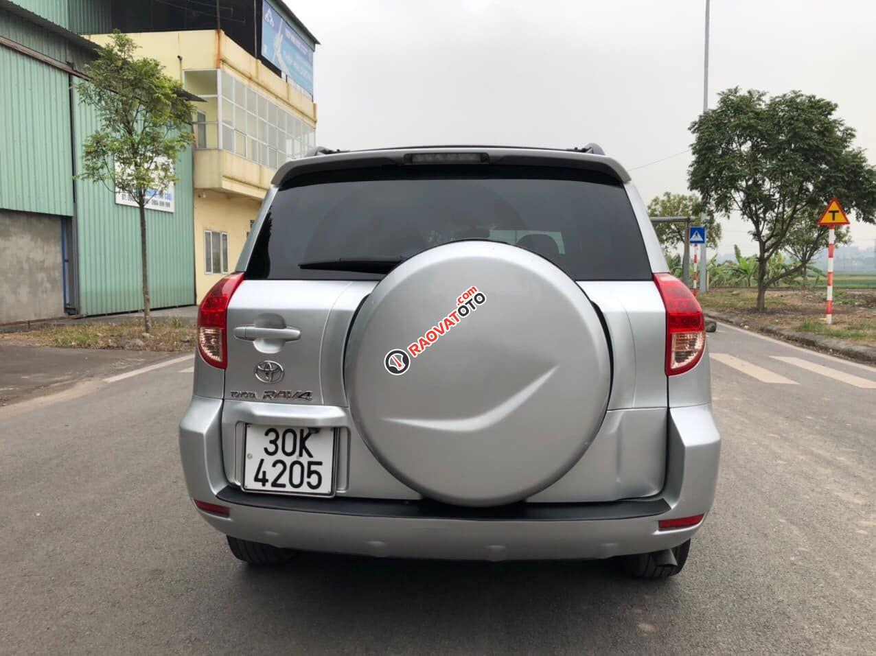 Xe Toyota RAV4 Limited sản xuất năm 2007, màu bạc, xe nhập-5
