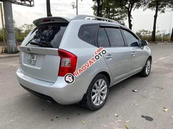 Xe Kia Carens 2.0AT sản xuất năm 2011, màu bạc-2