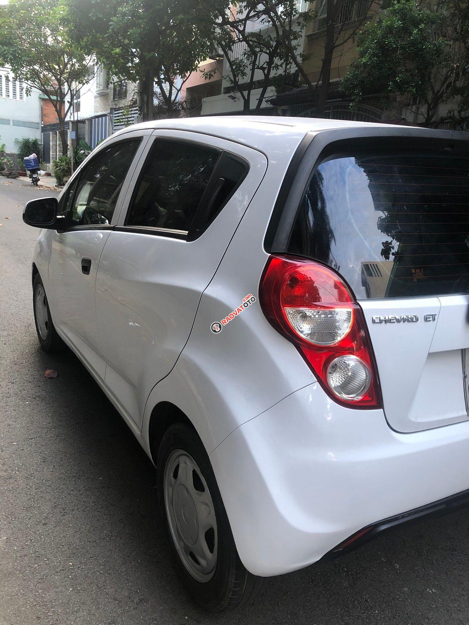 Bán Chevrolet Spark LS năm sản xuất 2016, màu trắng-3