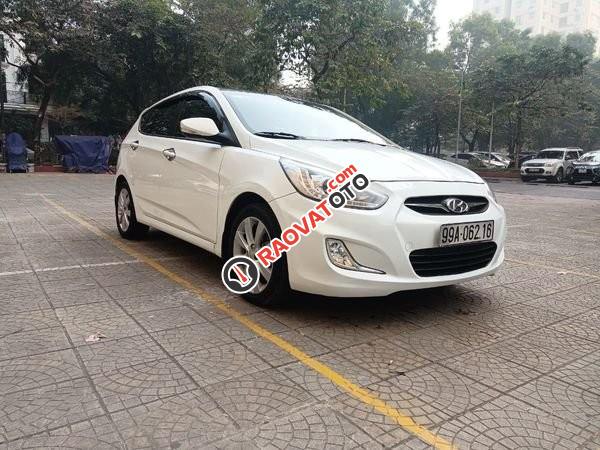 Cần bán xe Hyundai Accent 1.4AT sản xuất 2014, màu trắng, nhập khẩu-1
