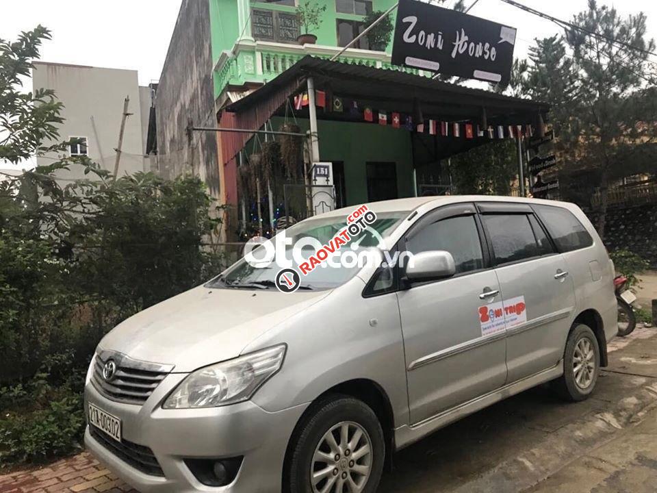 Bán Toyota Innova 2.0E sản xuất 2012, màu bạc, nhập khẩu nguyên chiếc-10