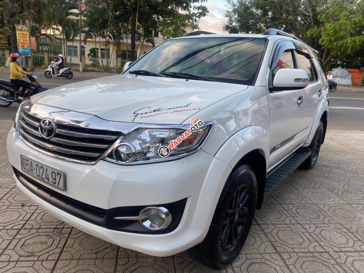 Cần bán xe Toyota Fortuner 2.5G sản xuất năm 2012, màu trắng còn mới giá cạnh tranh-4