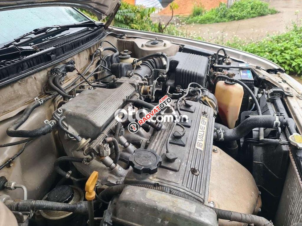 Xe Toyota Corolla GLi sản xuất năm 1995, xe nhập-2