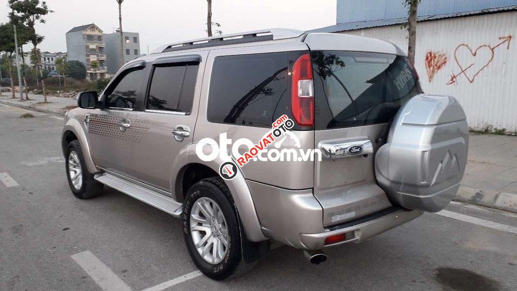 Cần bán xe Ford Everest 4x4MT sản xuất năm 2014 chính chủ, giá chỉ 460 triệu-2