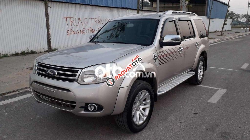 Cần bán xe Ford Everest 4x4MT sản xuất năm 2014 chính chủ, giá chỉ 460 triệu-0