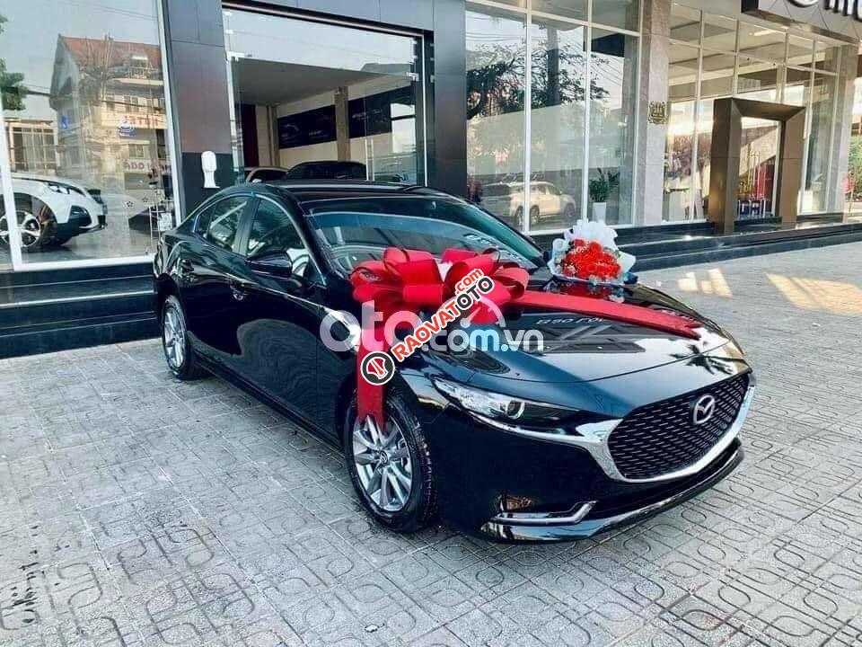 Bán ô tô Mazda 3 AT sản xuất năm 2022, màu đen, nhập khẩu, giá chỉ 644 triệu-2