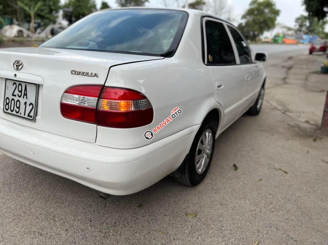 Xe Toyota Corolla 1.3 MT sản xuất năm 2001, màu trắng-1