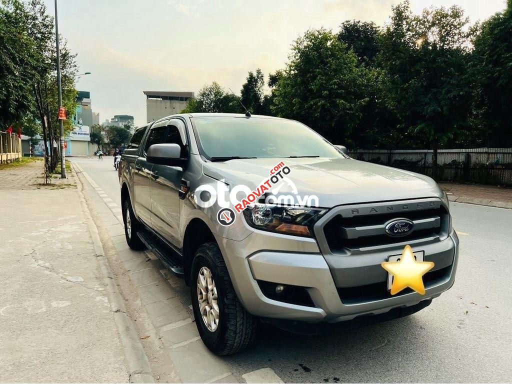 Bán xe Ford Ranger XLS 2.2L 4x2 AT năm sản xuất 2016, màu bạc, nhập khẩu nguyên chiếc-10