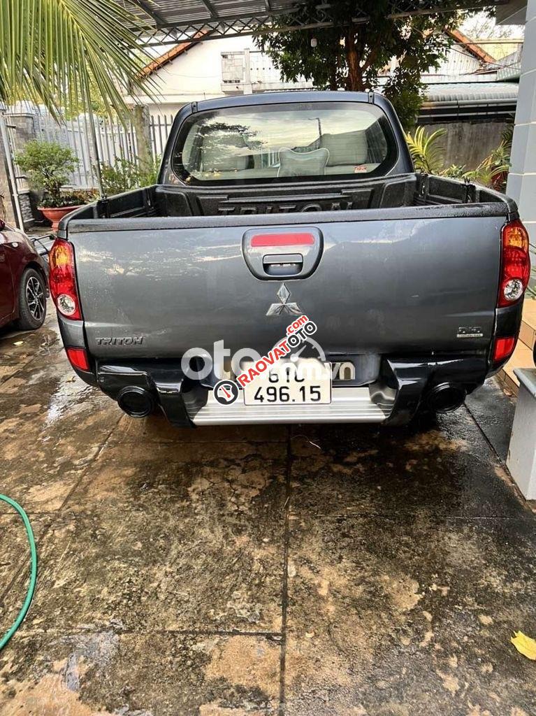 Bán ô tô Mitsubishi Triton GLS MT năm sản xuất 2009, màu xám, nhập khẩu nguyên chiếc-2