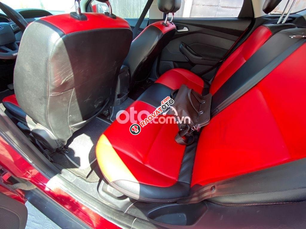 Bán xe Ford Focus 2.0L năm 2018, màu đỏ-1