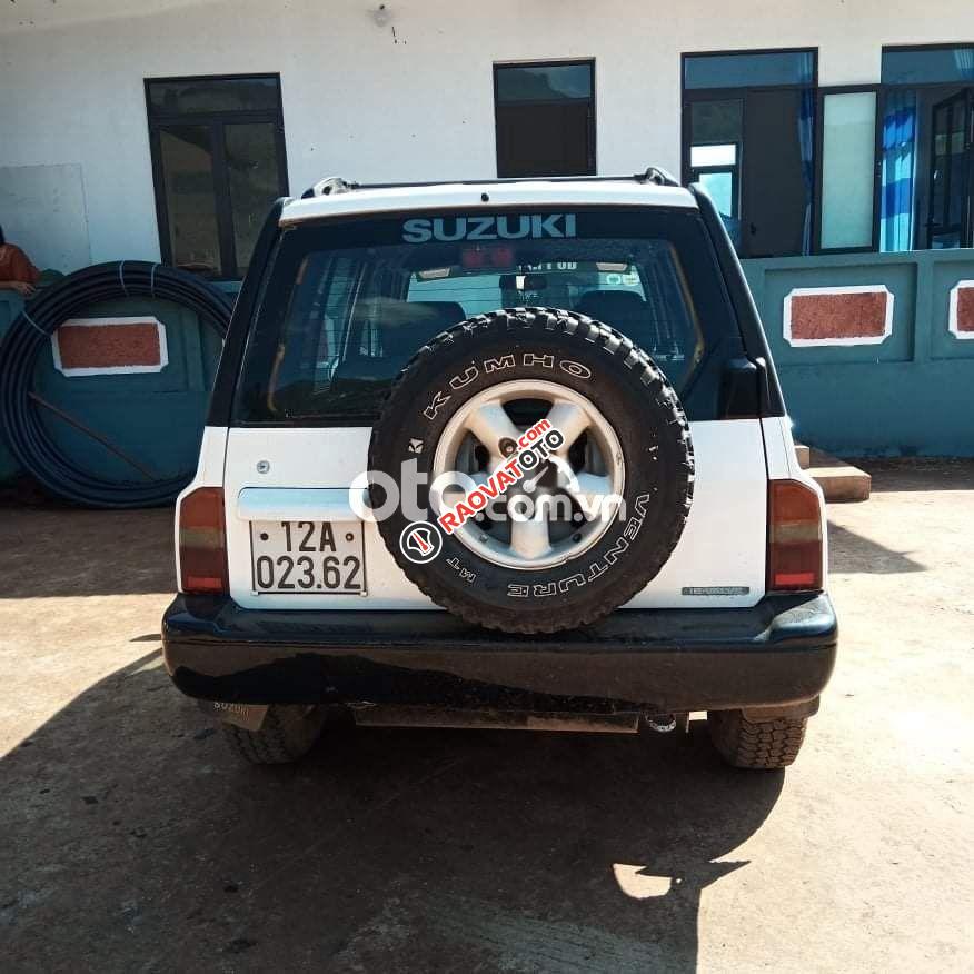 Cần bán gấp Suzuki Vitara MT năm sản xuất 1993, màu trắng, nhập khẩu nguyên chiếc xe gia đình-10
