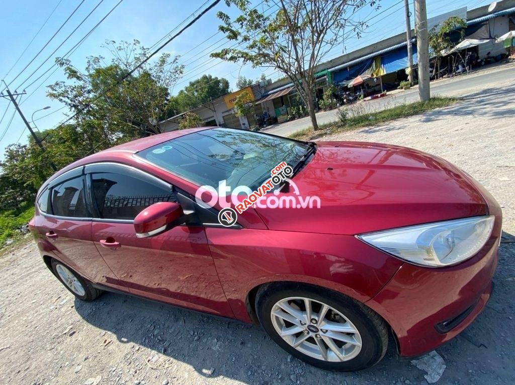 Bán xe Ford Focus 2.0L năm 2018, màu đỏ-4