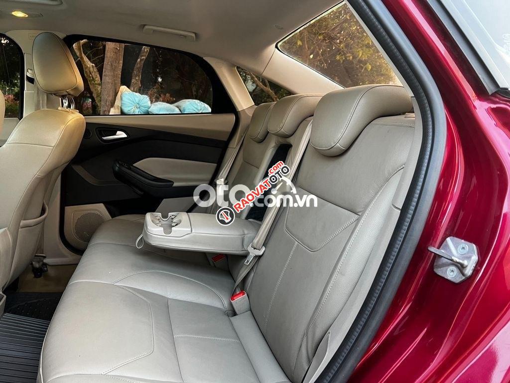 Cần bán xe Ford Focus Titanium năm 2019, màu đỏ-0