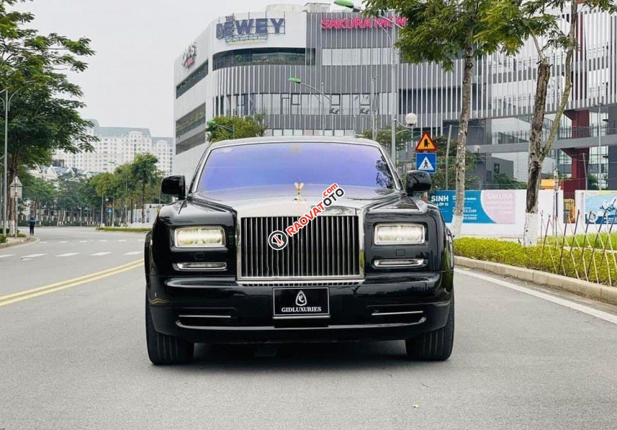 Cần bán xe Rolls-Royce Phantom EWB sản xuất năm 2014, màu đen, nhập khẩu nguyên chiếc-5