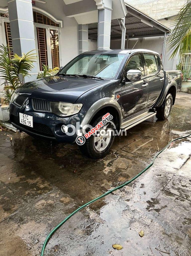 Bán ô tô Mitsubishi Triton GLS MT năm sản xuất 2009, màu xám, nhập khẩu nguyên chiếc-1