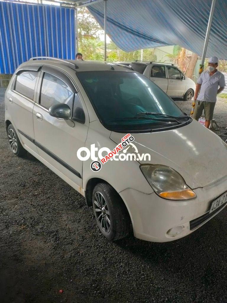 Bán Chevrolet Spark LT sản xuất năm 2010, màu trắng giá cạnh tranh-0