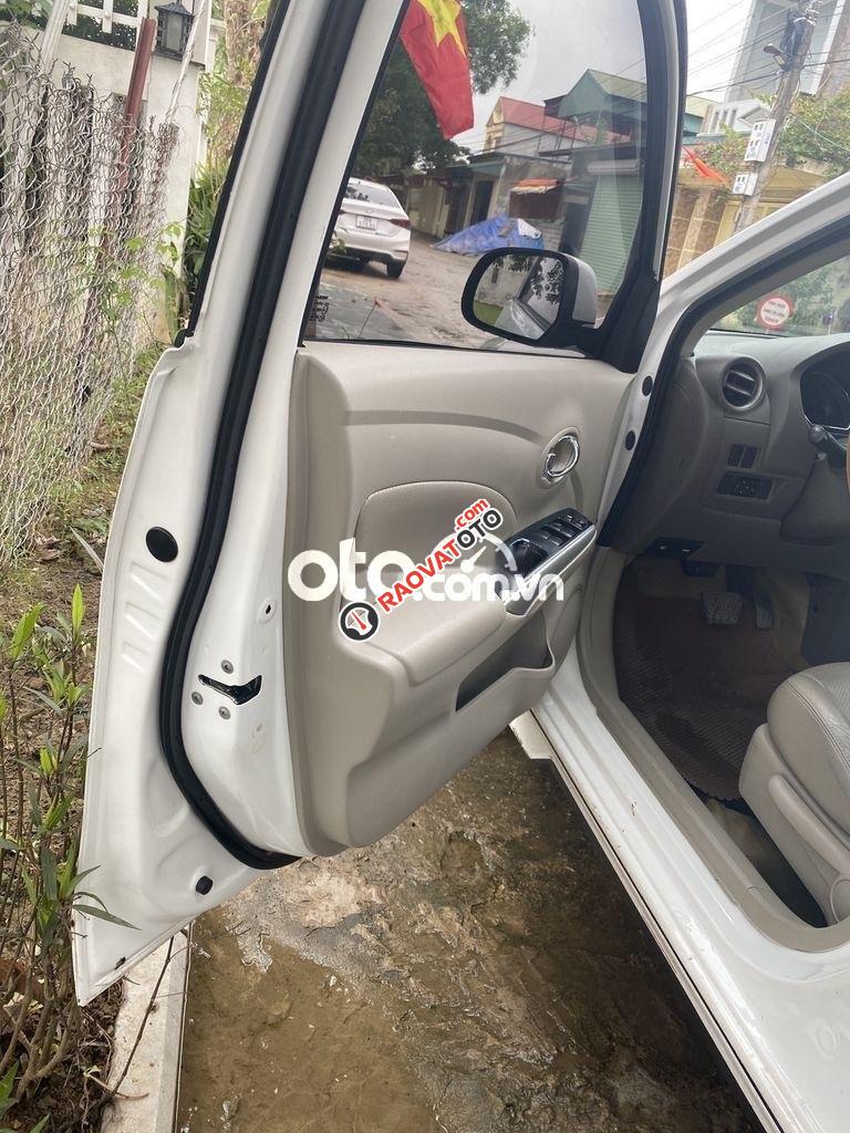 Cần bán lại xe Nissan Sunny 1.5AT sản xuất 2017, màu trắng-0