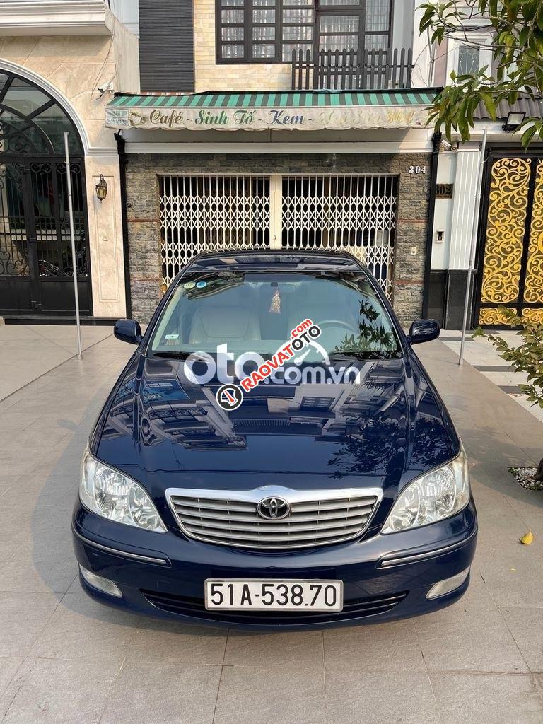 Cần bán xe Toyota Camry 3.0V sản xuất 2004, màu xanh lam, giá tốt-10