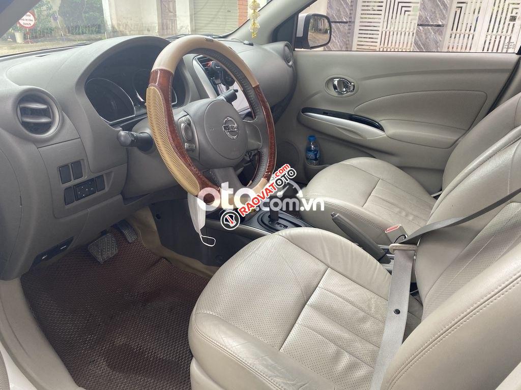 Cần bán lại xe Nissan Sunny 1.5AT sản xuất 2017, màu trắng-2