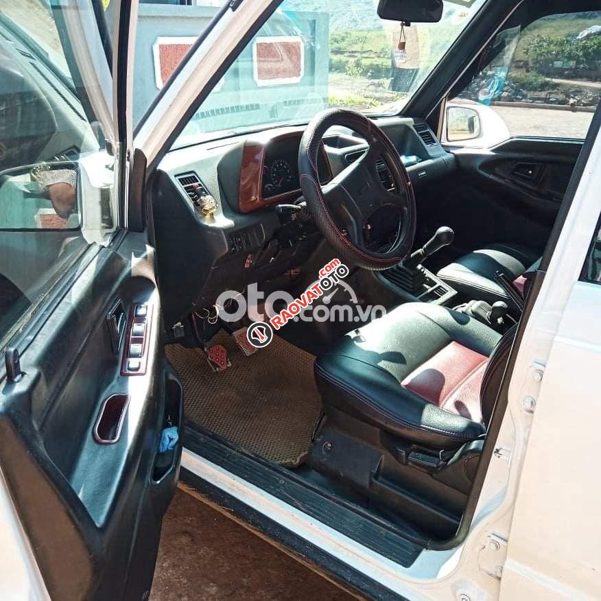 Cần bán gấp Suzuki Vitara MT năm sản xuất 1993, màu trắng, nhập khẩu nguyên chiếc xe gia đình-7