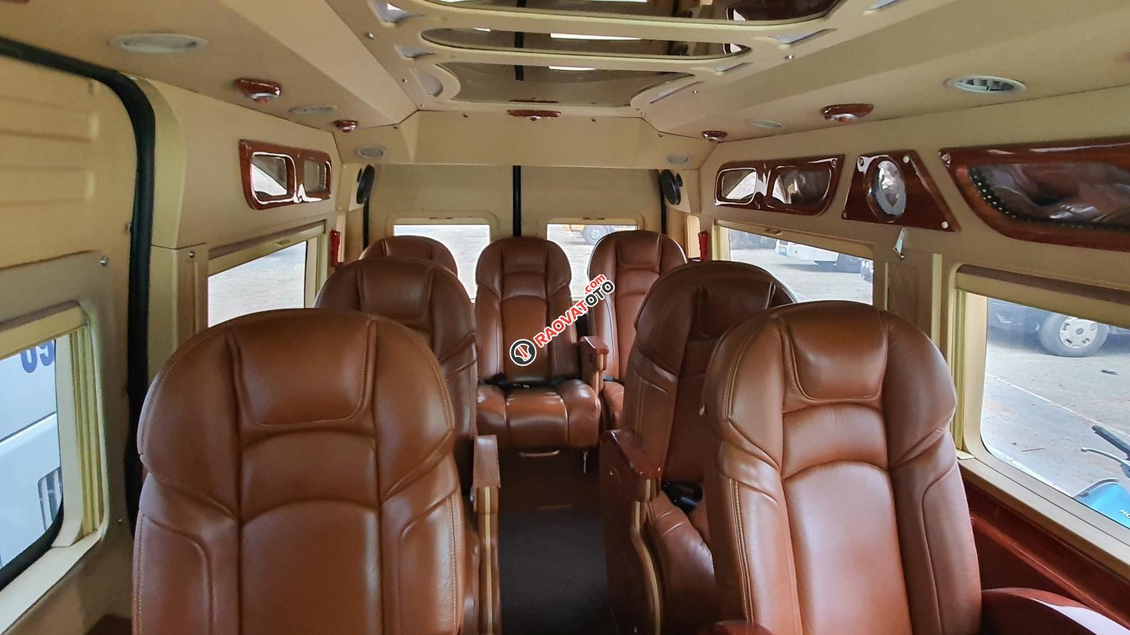 Bán xe Ford Limousine sản xuất 2017 bản nhập Thái-2