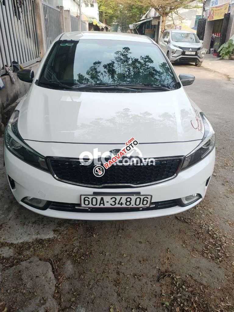 Bán Kia Cerato 1.6 MT năm 2017, màu trắng chính chủ-0