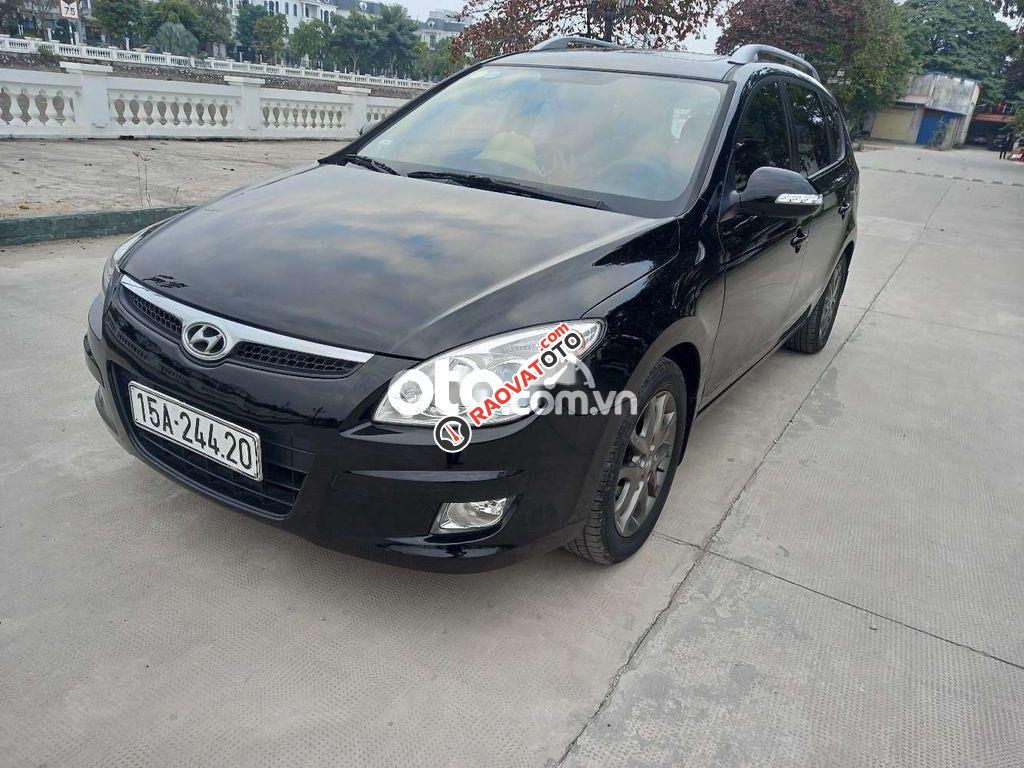 Cần bán xe Hyundai i30 1.6AT sản xuất năm 2011, màu đen, nhập khẩu-6