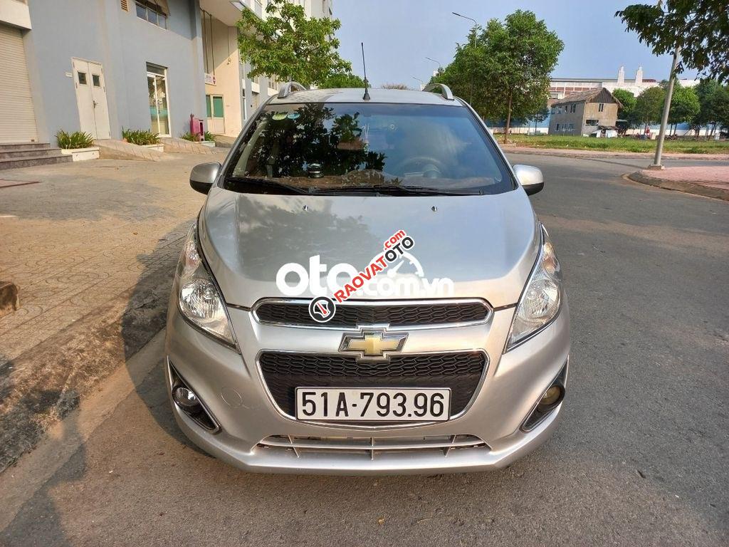 Cần bán gấp Chevrolet Spark LTZ sản xuất 2014, màu bạc-11