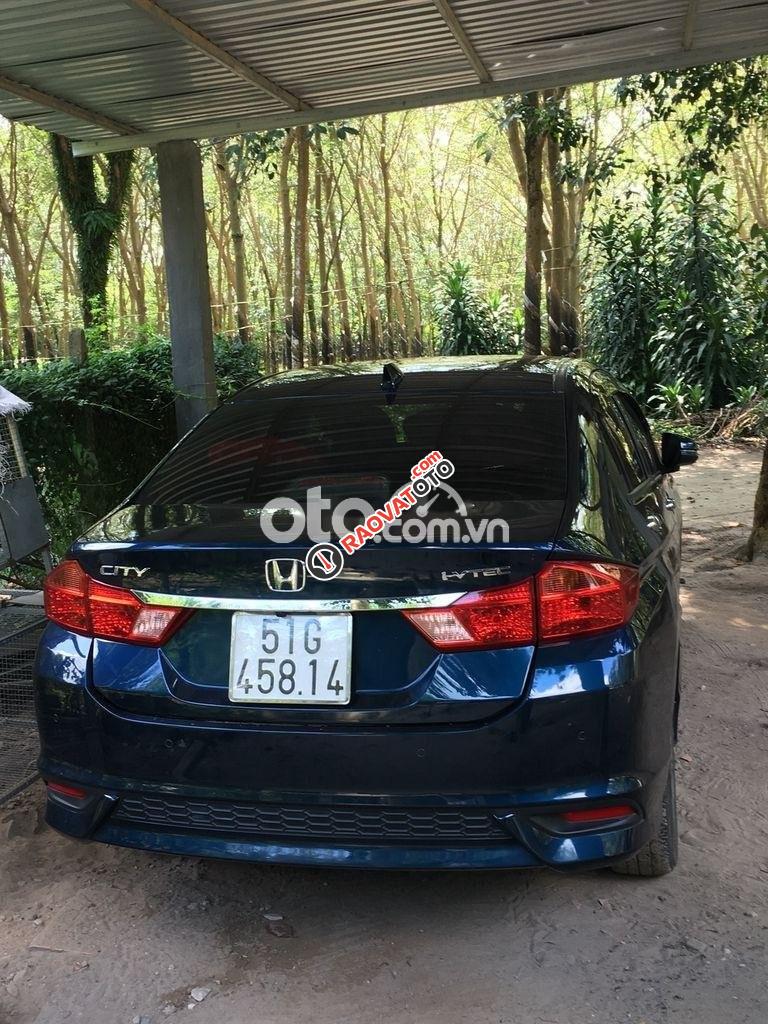 Cần bán Honda City Top sản xuất 2017 chính chủ-3