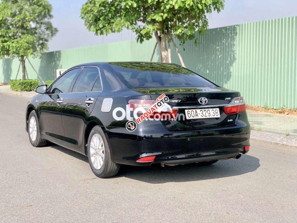 Bán ô tô Toyota Camry 2.0E sản xuất 2016, màu đen-4