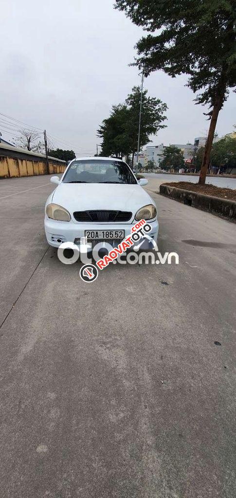 Bán xe Daewoo Lanos MT năm 2000, màu trắng, nhập khẩu nguyên chiếc-0