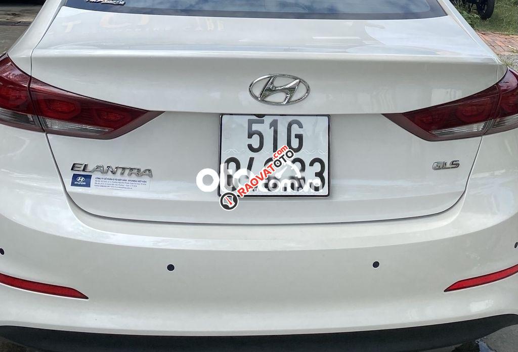 Bán Hyundai Elantra AT sản xuất 2019, màu trắng, 570tr-2